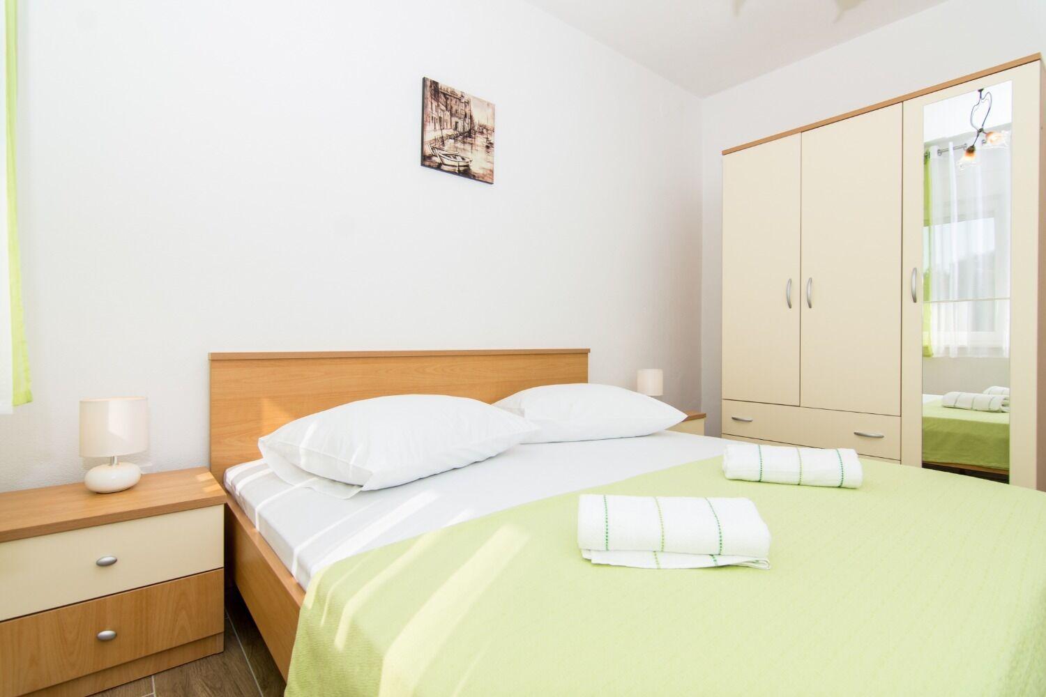 Apartments Ivica - Garden Terrace Slatine Ngoại thất bức ảnh
